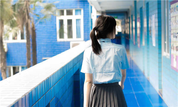 东区如何找到一个可以帮助我生孩子的女人？